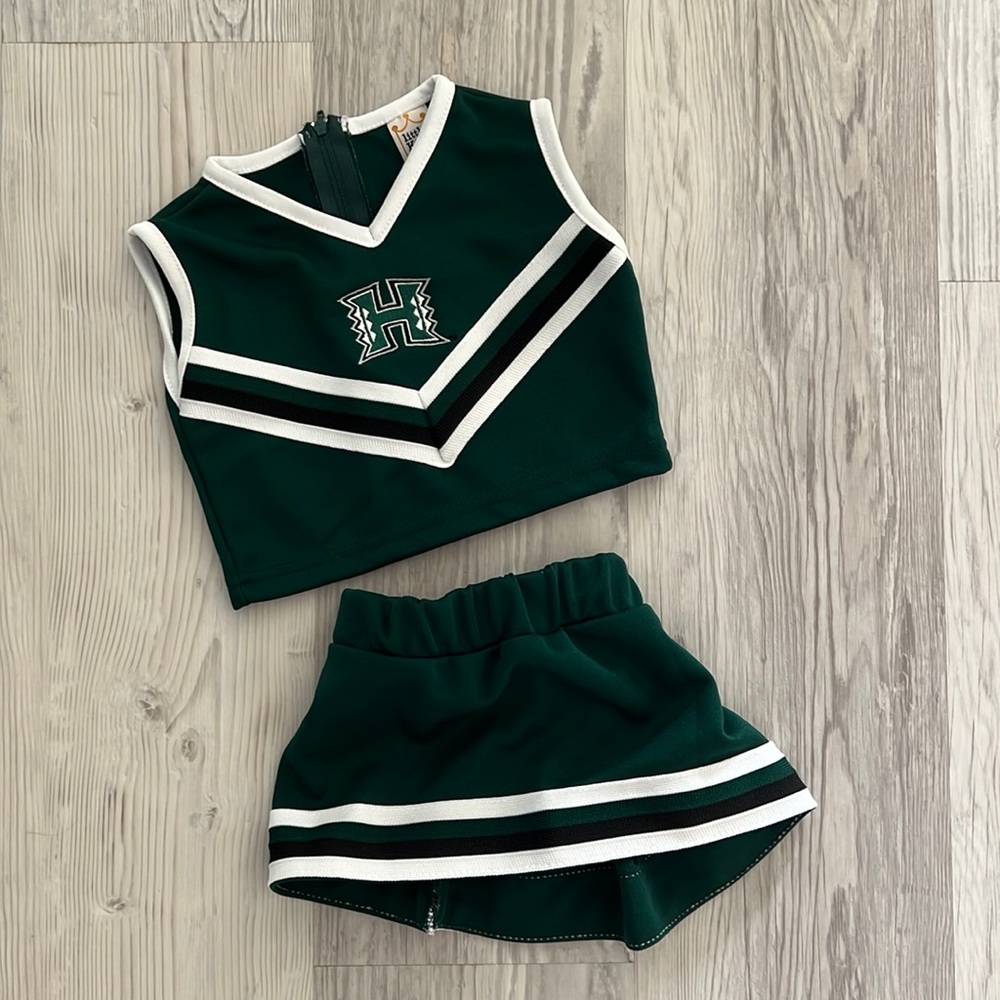 University of Hawaii Cheerleading Outfit